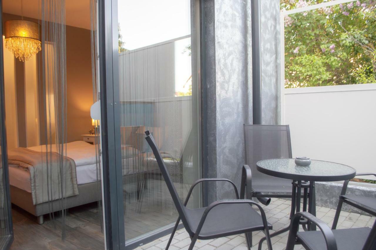 Orient Suite Sárvár Exteriör bild