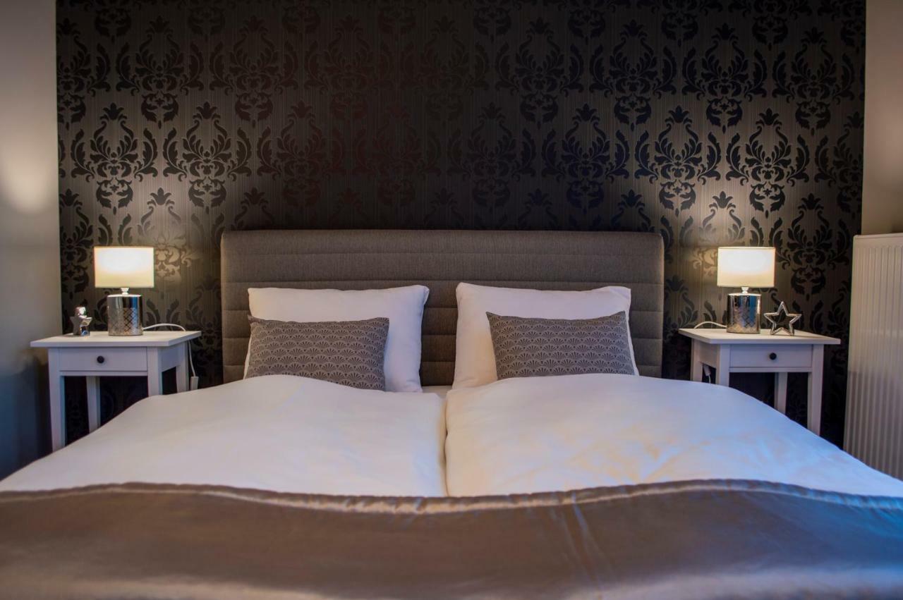 Orient Suite Sárvár Exteriör bild