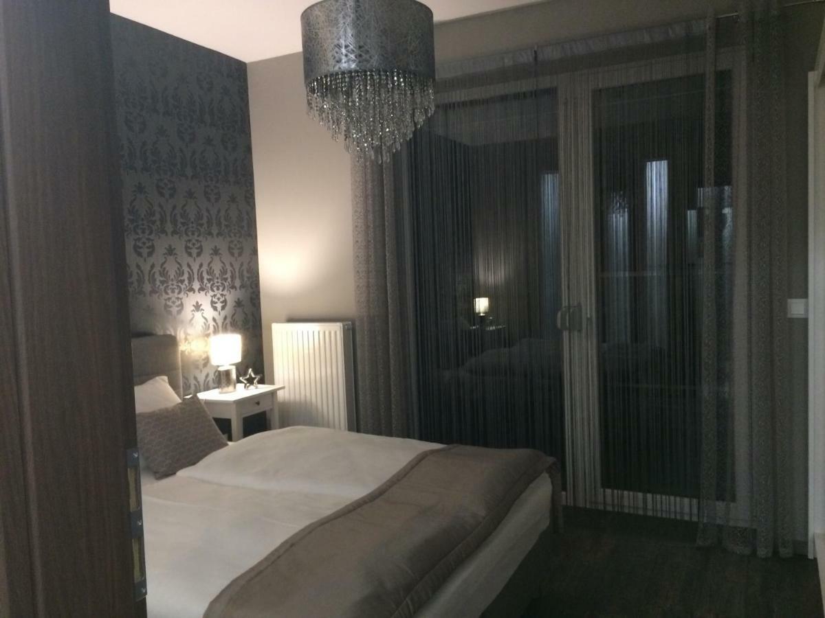 Orient Suite Sárvár Exteriör bild