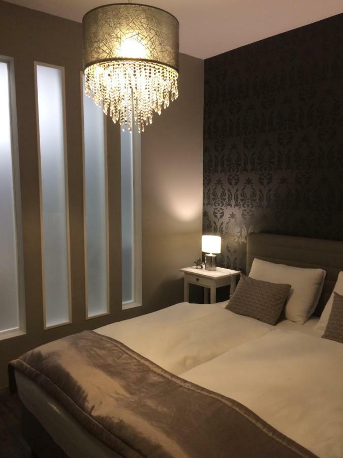 Orient Suite Sárvár Exteriör bild